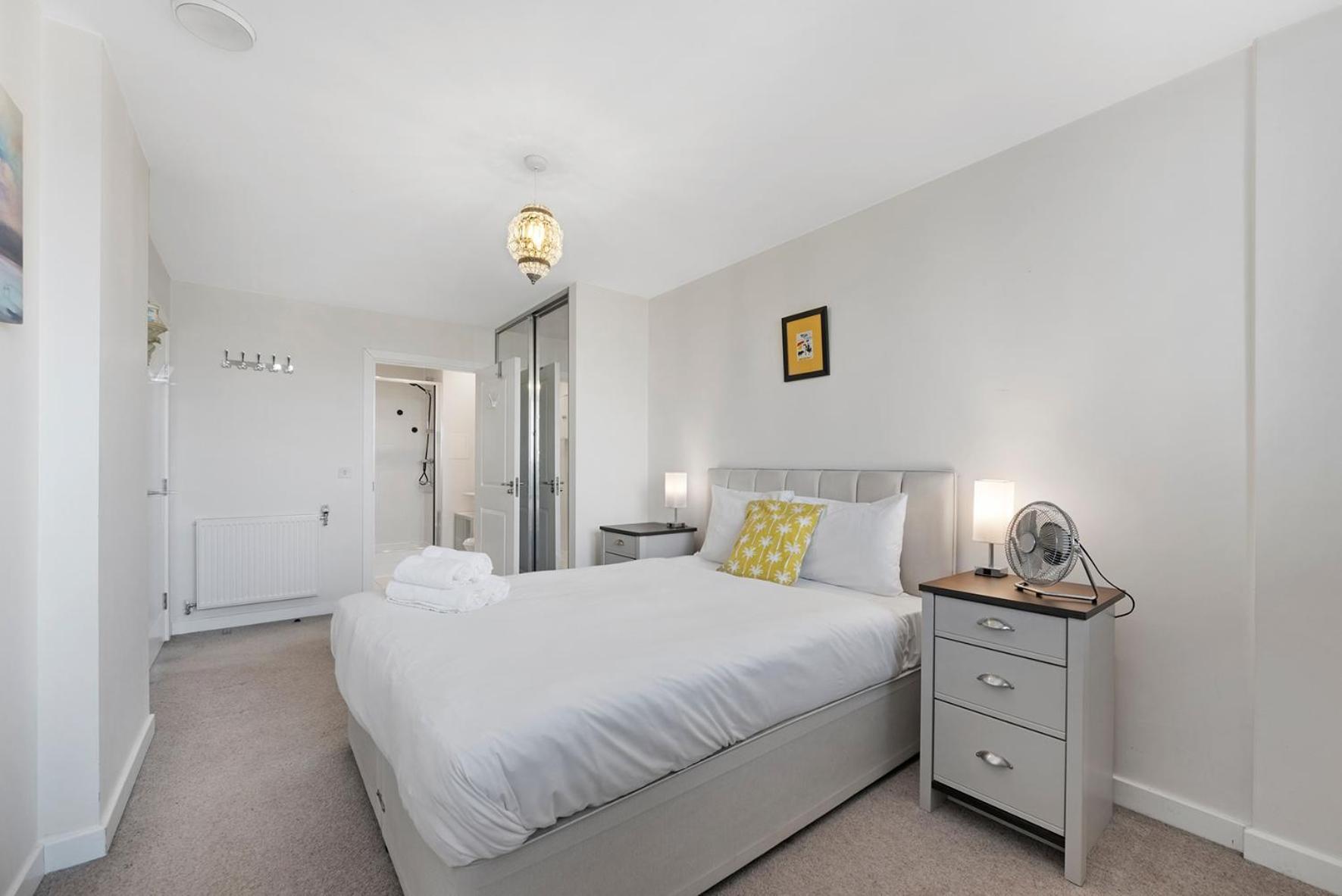 Apartment Charming 2 Bedrooms For Up To 6 People *