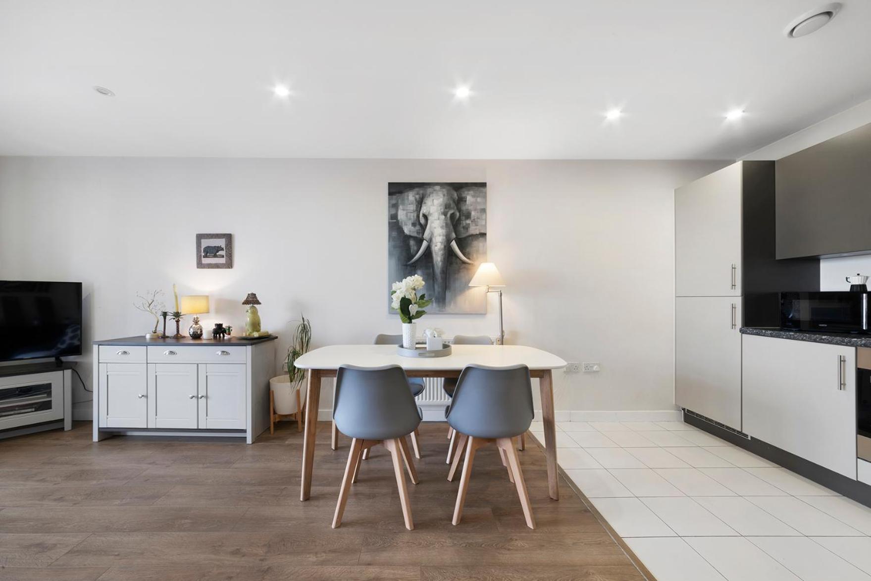Charming 2 Bedrooms For Up To 6 People *