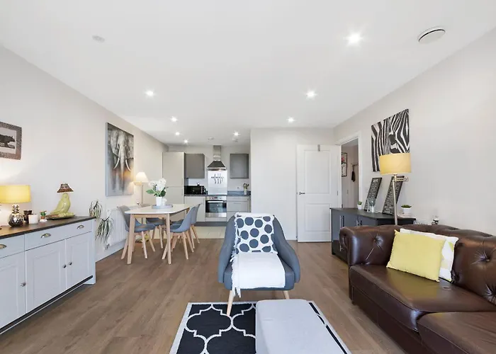 Charming 2 Bedrooms For Up To 6 People