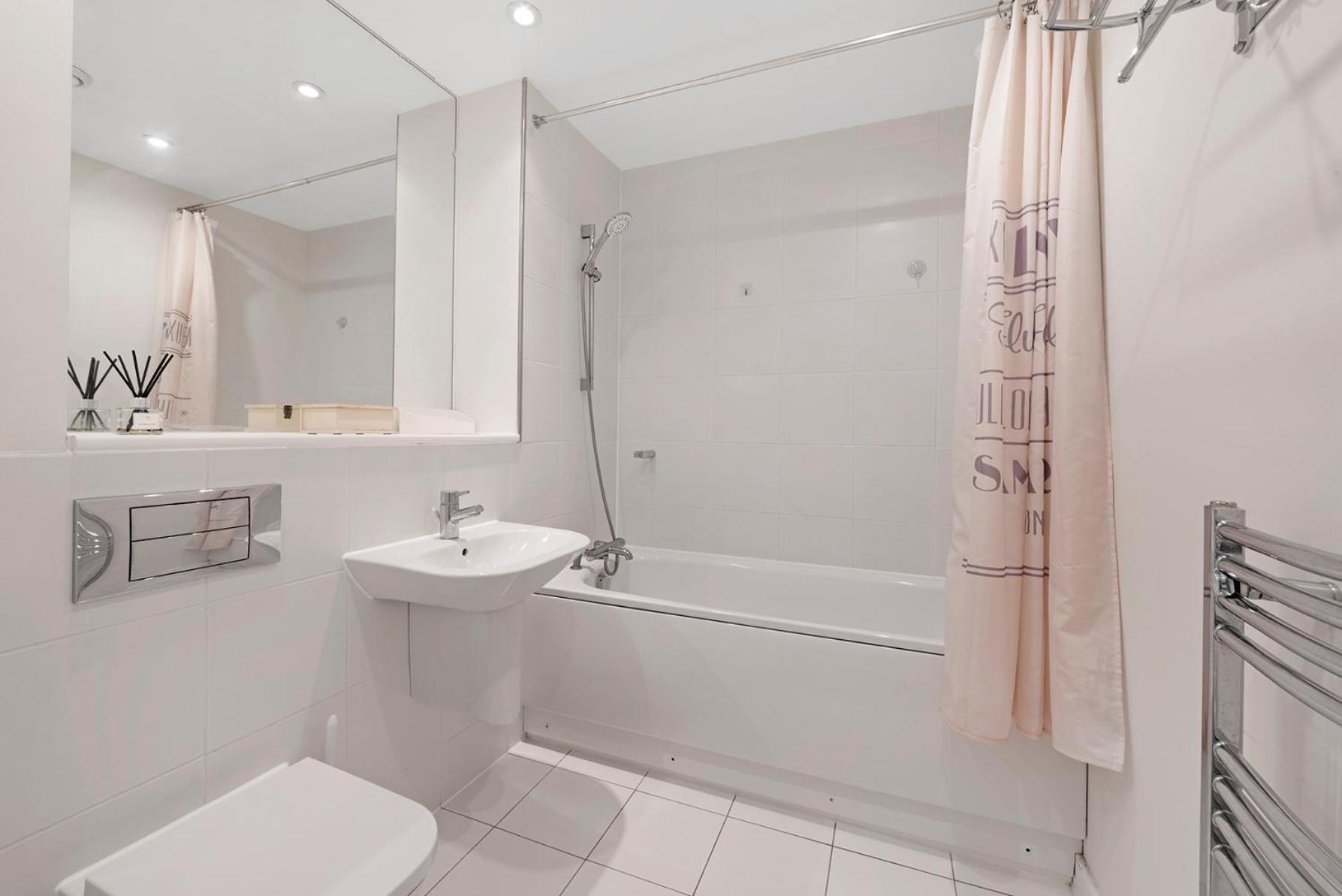 Charming 2 Bedrooms For Up To 6 People